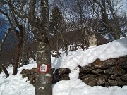 19 Al Passo del Pertus dal 571 devio sul 588 